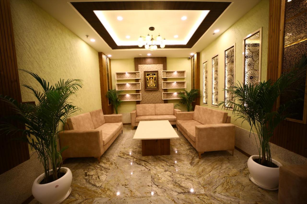 Hotel Prime Land Varanasi Exterior foto