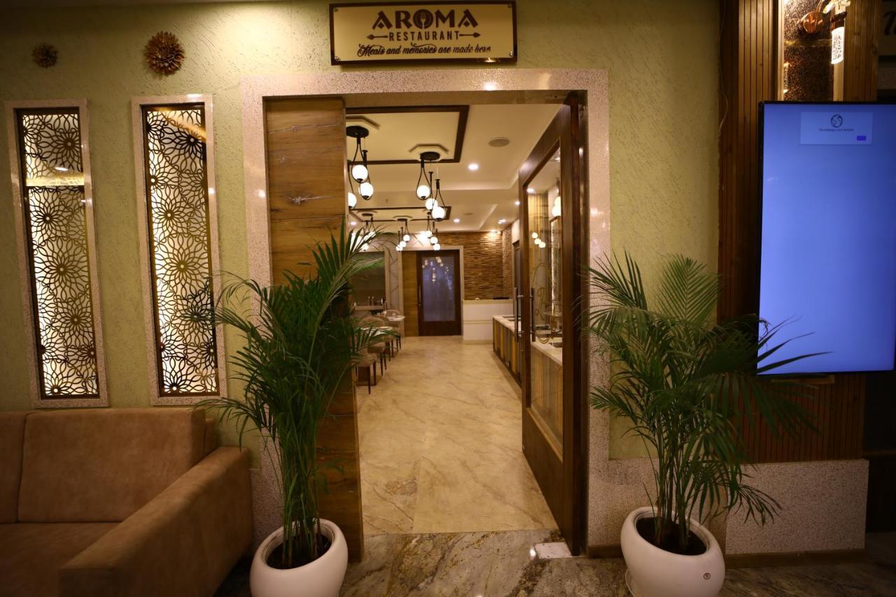 Hotel Prime Land Varanasi Exterior foto