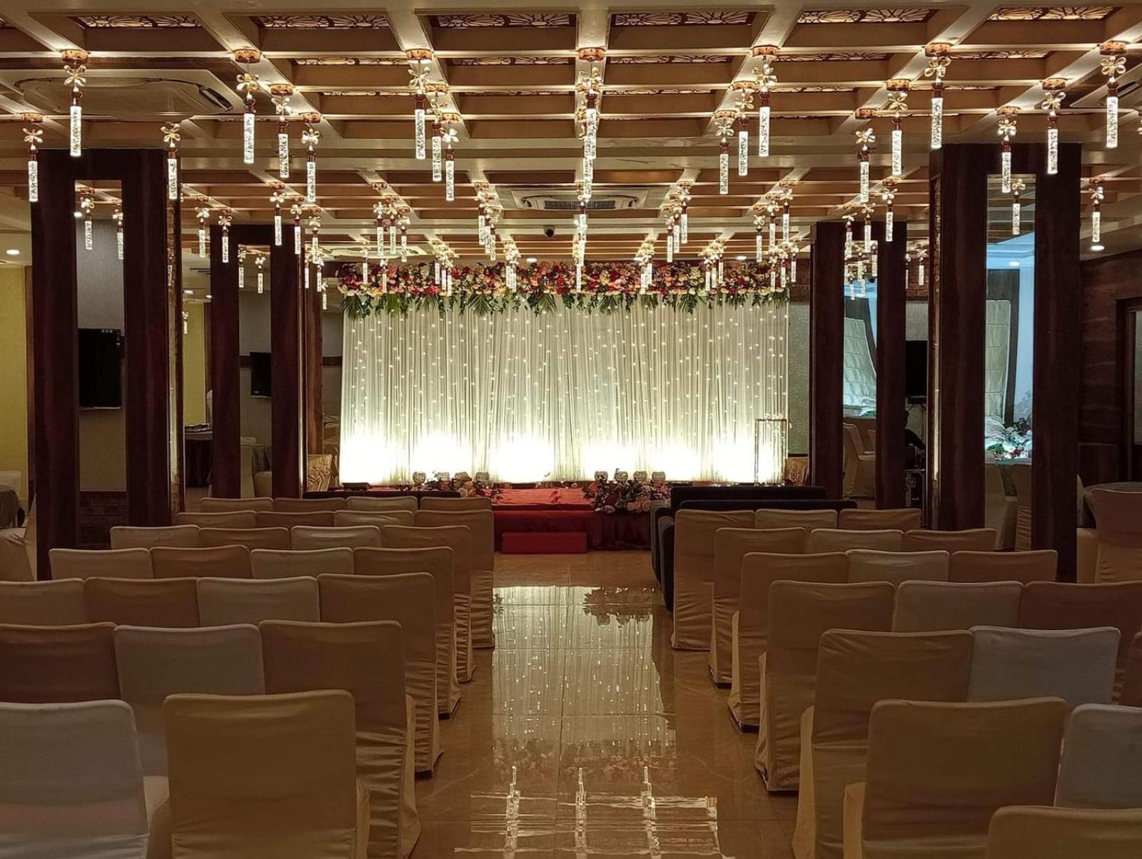Hotel Prime Land Varanasi Exterior foto